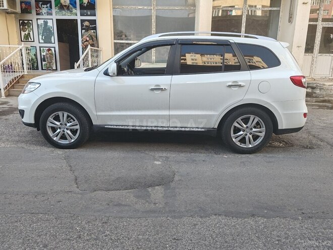 Hyundai Santa Fe 2009, 195,000 km - 2.0 л - Bakı