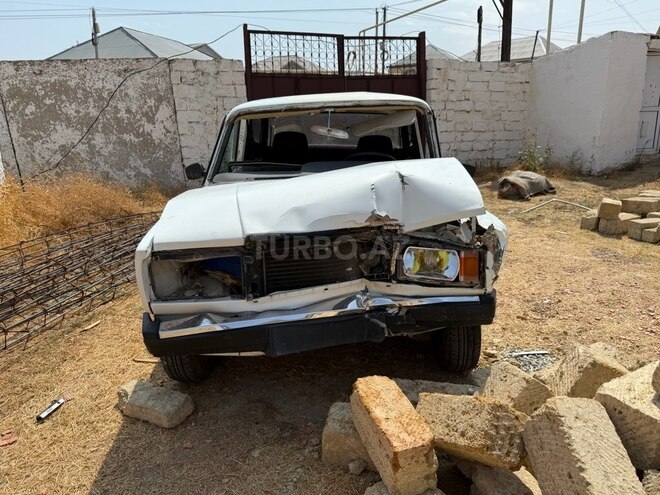 LADA (VAZ) 2107 2006, 320,000 km - 1.6 l - Bakı