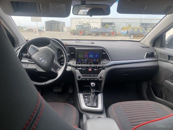 Hyundai Avante 2016, 222,000 km - 1.6 l - Bakı