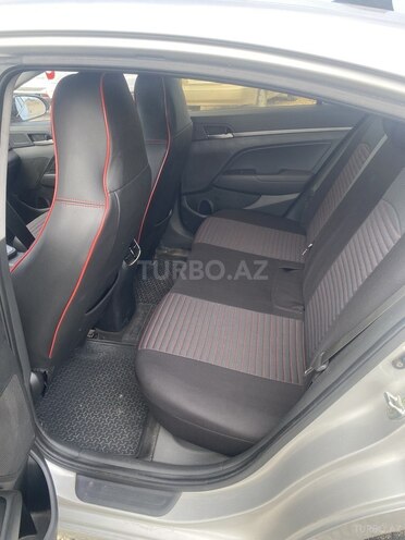 Hyundai Avante 2016, 222,000 km - 1.6 l - Bakı