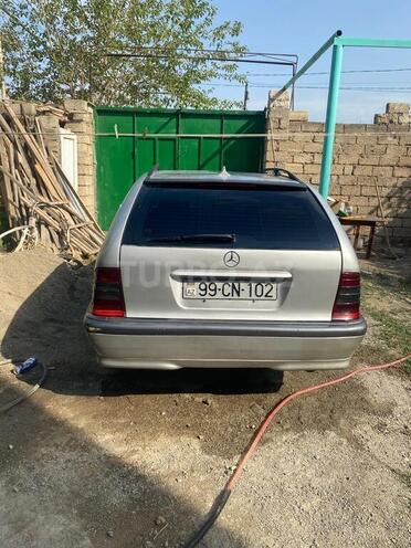 Mercedes C 220 1999, 300,000 km - 2.2 l - Bakı