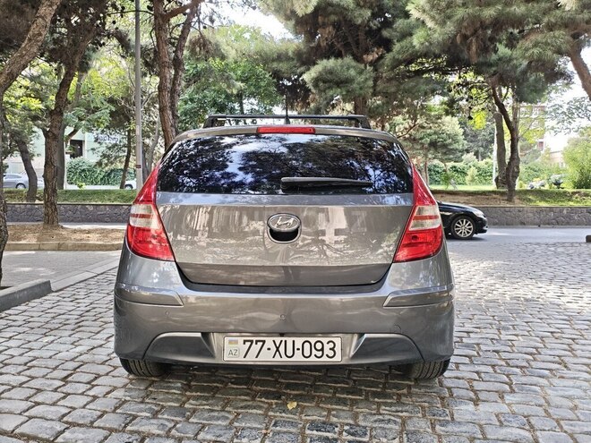Hyundai i30 2010, 120,000 km - 1.4 l - Bakı