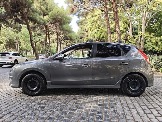Hyundai i30 2010, 120,000 km - 1.4 l - Bakı