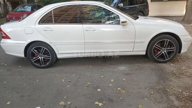Mercedes C 240 2001, 270,000 km - 2.6 l - Bakı