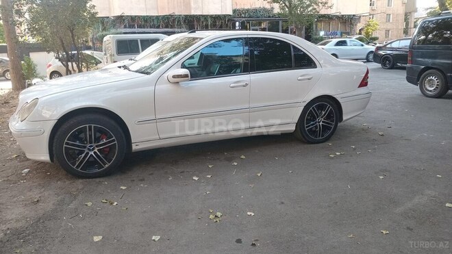 Mercedes C 240 2001, 270,000 km - 2.6 l - Bakı