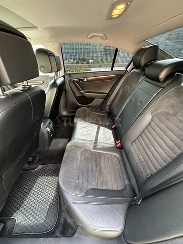 Volkswagen Passat 2013, 241,000 km - 1.8 л - Bakı