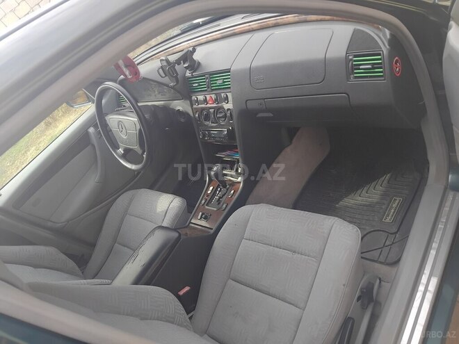 Mercedes C 180 1997, 300,000 km - 1.8 l - Masallı