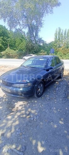 Opel Vectra 1999, 297,000 km - 1.8 л - Oğuz