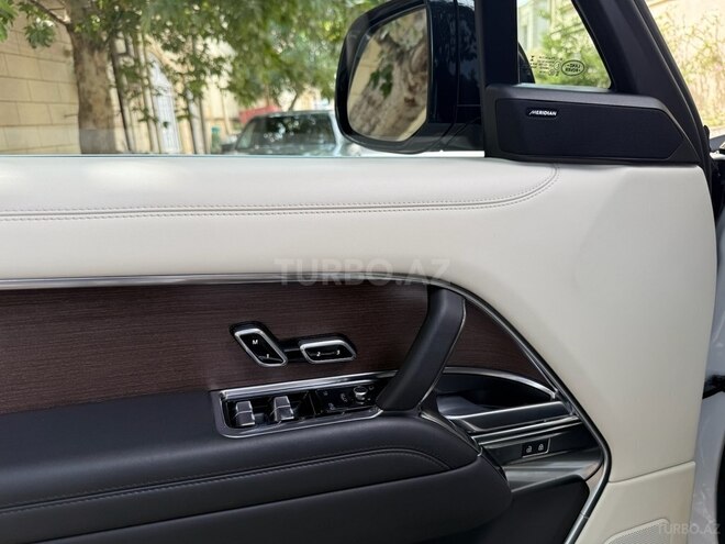 Land Rover Range Rover 2025, 42,000 km - 3.0 л - Bakı