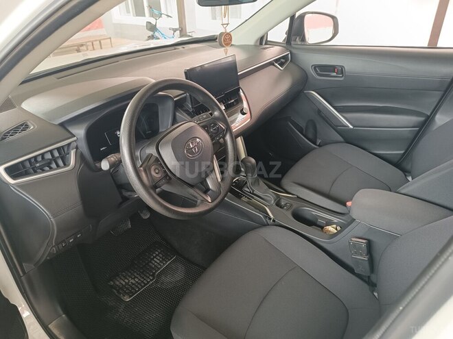 Toyota Corolla Cross 2024, 26,500 km - 2.0 l - Masallı