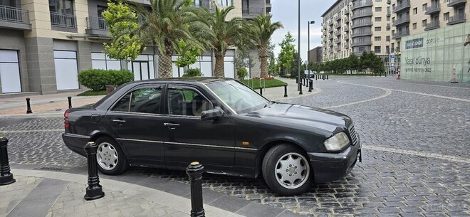 Mercedes C 220 1994, 460,000 km - 2.2 l - Bakı