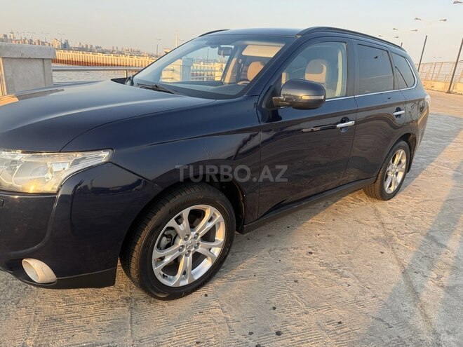 Mitsubishi Outlander 2014, 207,200 km - 2.4 l - Bakı