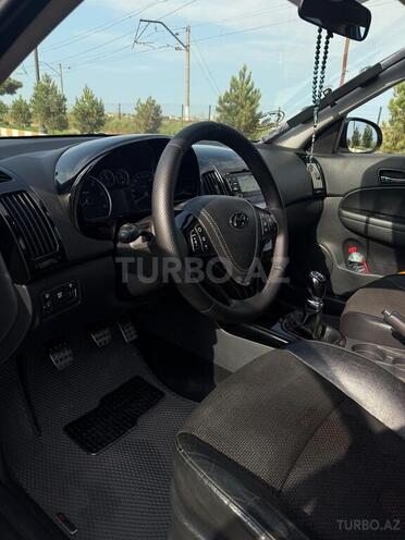 Hyundai i30 2011, 356,000 km - 1.6 l - Bakı