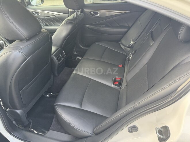 Infiniti Q50 2016, 98,000 km - 2.1 l - Bakı