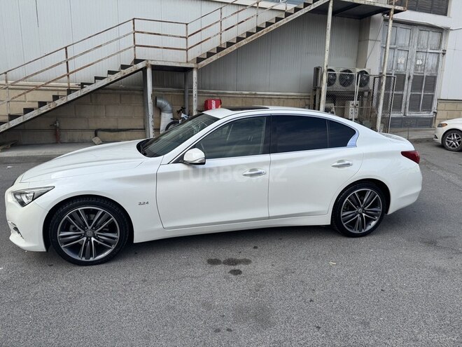 Infiniti Q50 2016, 98,000 km - 2.1 l - Bakı