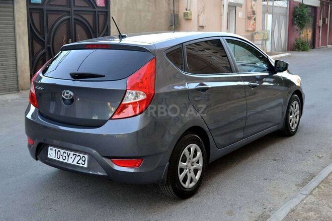Hyundai Accent 2013, 230,000 km - 1.6 l - Bakı