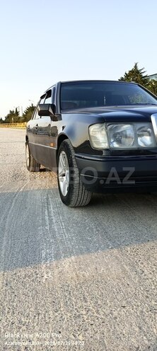 Mercedes E 250 1990, 320,000 km - 2.5 l - Bakı