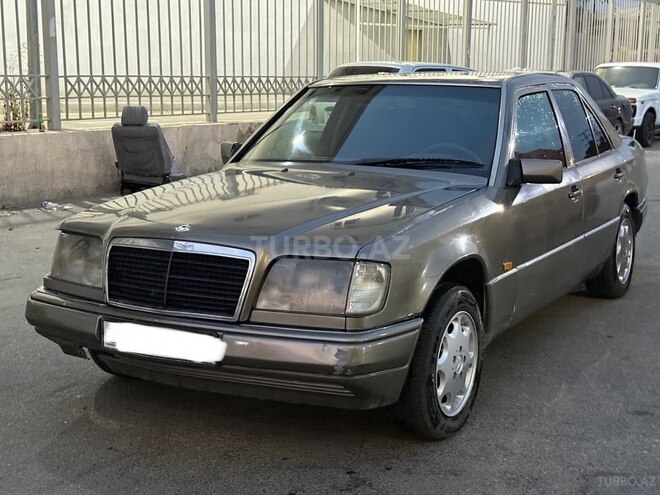 Mercedes E 300 1994, 333,000 km - 3.0 l - Bakı