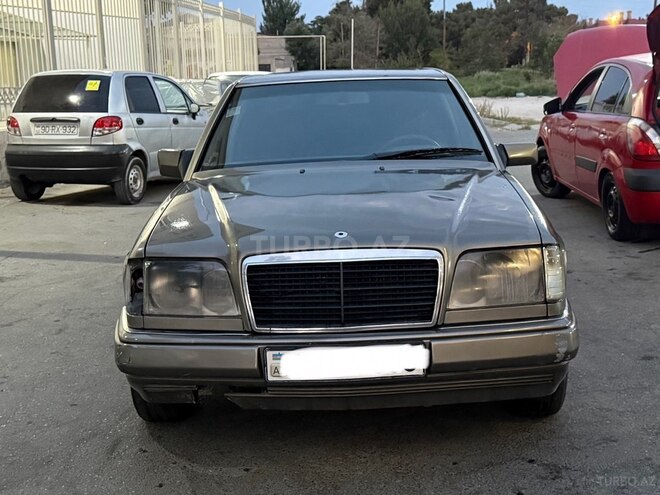 Mercedes E 300 1994, 333,000 km - 3.0 l - Bakı