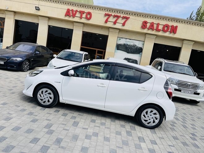 Toyota Aqua 2019, 56,000 km - 1.5 l - Bakı