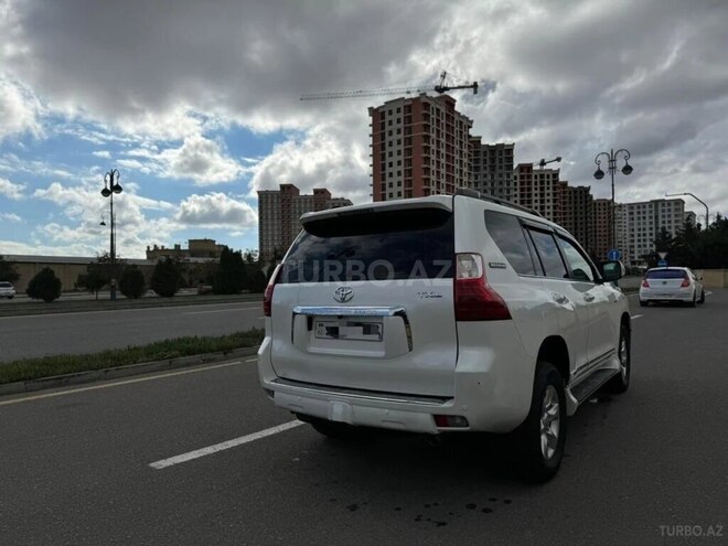 Toyota Land Cruiser Prado 2012, 220,000 km - 2.7 л - Bakı