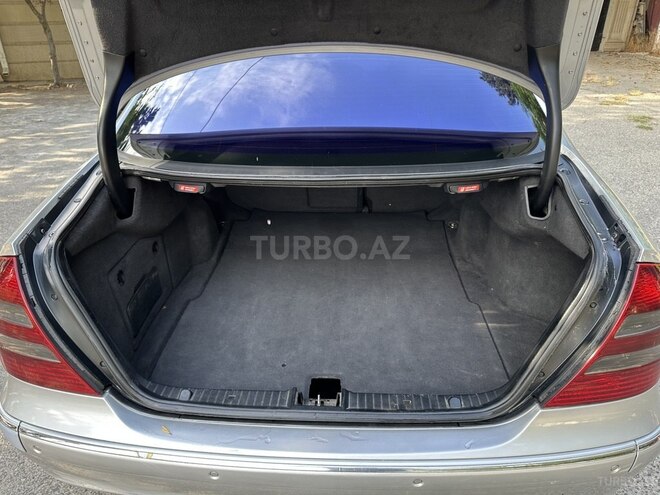 Mercedes E 270 2003, 495,000 km - 2.7 l - Bakı