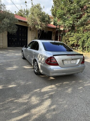 Mercedes E 270 2003, 495,000 km - 2.7 l - Bakı