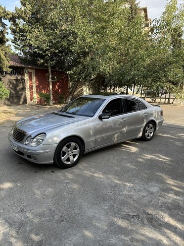 Mercedes E 270 2003, 495,000 km - 2.7 l - Bakı