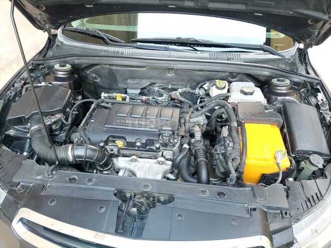 Chevrolet Cruze 2015, 221,100 km - 1.4 l - Şirvan