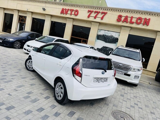 Toyota Aqua 2018, 45,000 km - 1.5 l - Bakı