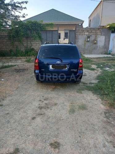 Toyota Corolla 2005, 276,000 km - 1.4 л - Bakı