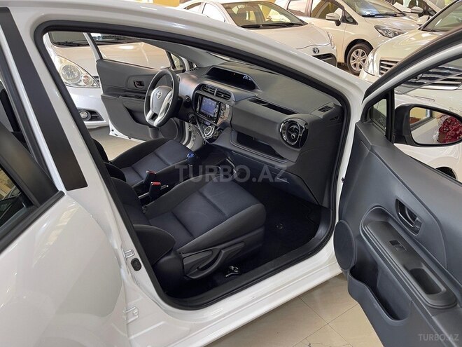 Toyota Aqua 2018, 45,000 km - 1.5 l - Bakı