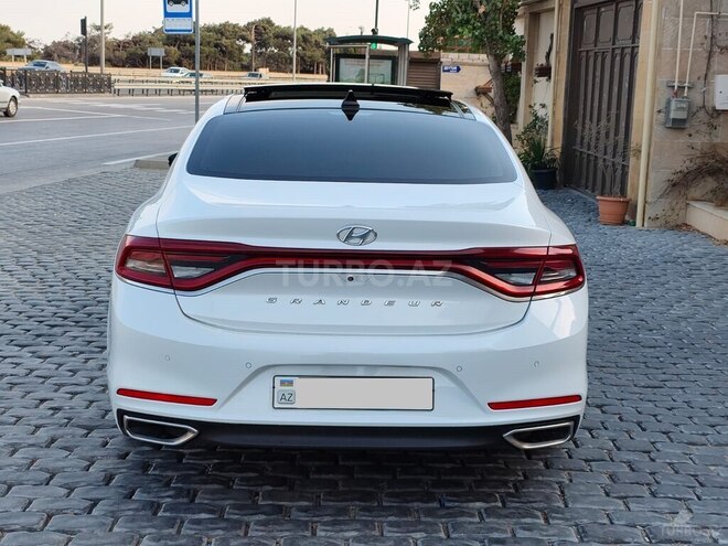 Hyundai Grandeur 2017, 242,000 km - 2.2 л - Bakı