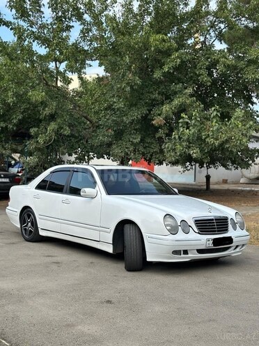 Mercedes E 220 1998, 382,000 km - 2.2 l - Bakı