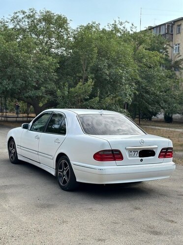Mercedes E 220 1998, 382,000 km - 2.2 l - Bakı