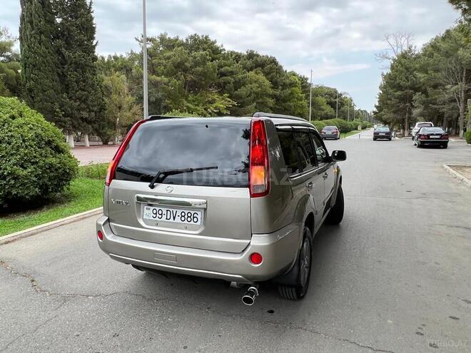 Nissan X-Trail 2004, 246,894 km - 2.0 l - Sumqayıt