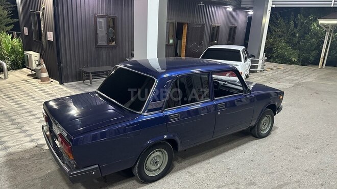 LADA (VAZ) 2107 2009, 80,000 km - 1.5 l - Salyan