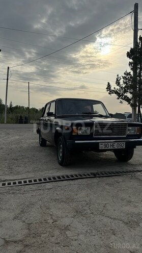 LADA (VAZ) 2107 2009, 80,000 km - 1.5 l - Salyan