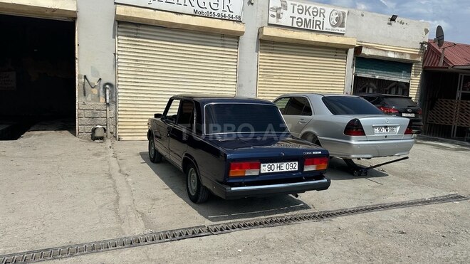 LADA (VAZ) 2107 2009, 80,000 km - 1.5 l - Salyan
