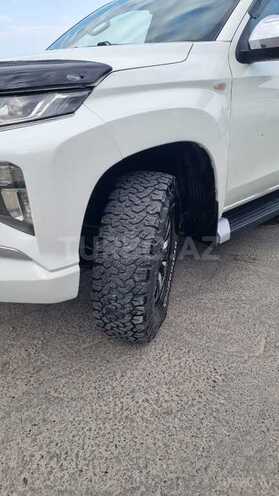 Mitsubishi L200 2021, 178,000 km - 2.4 л - Bakı