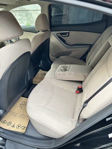 Hyundai Elantra 2015, 126,000 km - 1.8 l - Bakı
