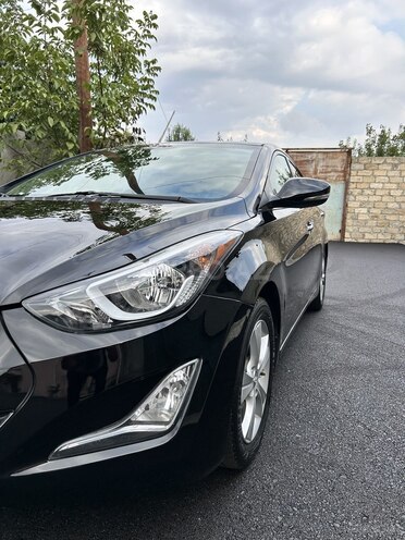 Hyundai Elantra 2015, 126,000 km - 1.8 l - Bakı