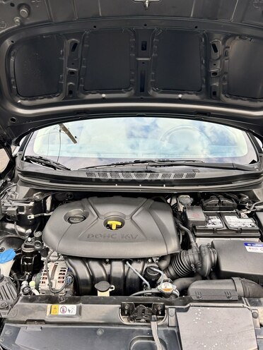 Hyundai Elantra 2015, 126,000 km - 1.8 l - Bakı