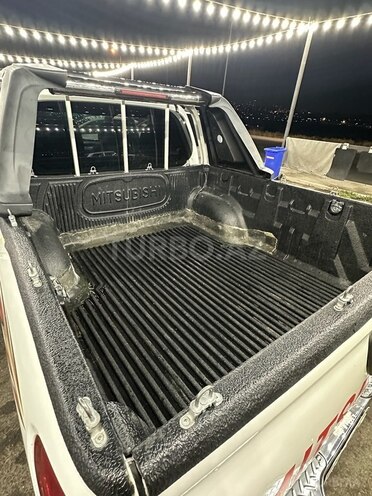 Mitsubishi L200 2012, 216,000 km - 2.5 l - Bakı
