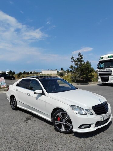 Mercedes E 350 4MATIC 2011, 244,000 km - 3.5 л - Bakı