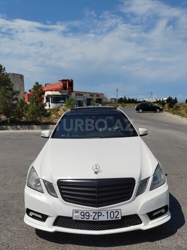 Mercedes E 350 4MATIC 2011, 244,000 km - 3.5 л - Bakı