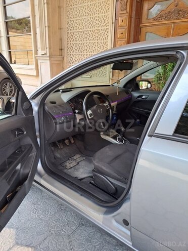 Opel Astra 2009, 270,000 km - 1.4 l - Bakı
