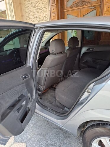 Opel Astra 2009, 270,000 km - 1.4 l - Bakı