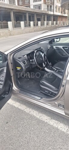 Hyundai Elantra 2015, 110,884 km - 1.8 l - Sumqayıt