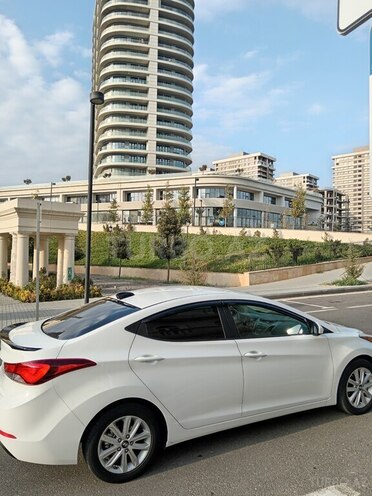 Hyundai Elantra 2015, 171,371 km - 1.8 л - Bakı